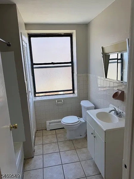 1 bed, 1.0 bath, $1,600 — Photo 4