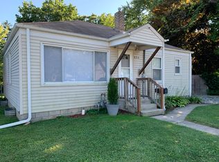 826 Elm St, Valparaiso, IN 46383