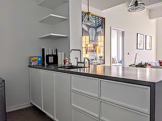 Rented by PocketBroker Inc