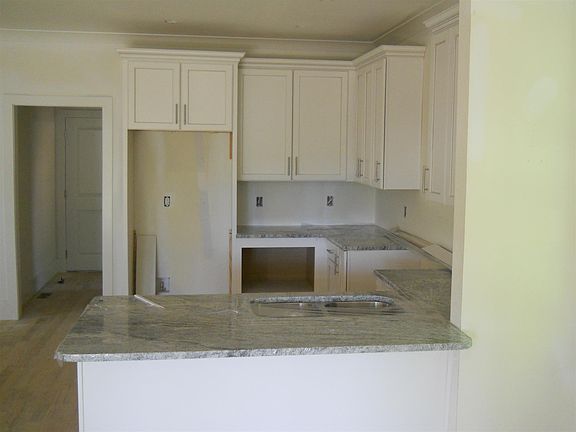 5th image of 6335A Alamo Pl