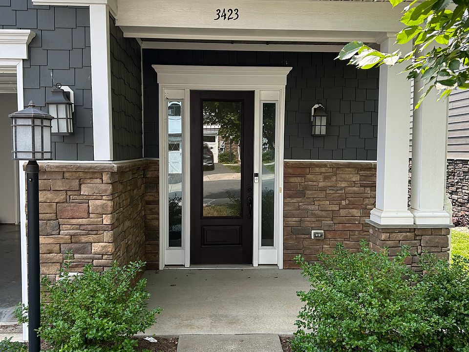 1st image of 3423 Montague St