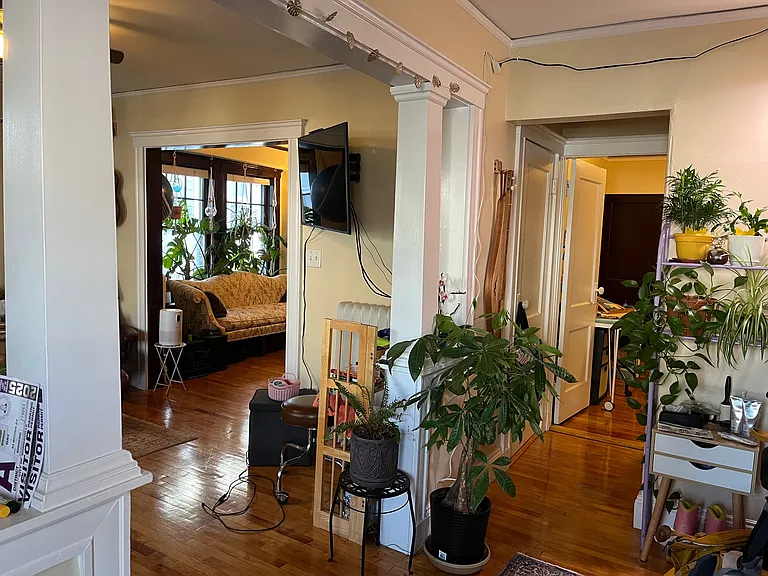64 Woods Ave #2 — Photo 13