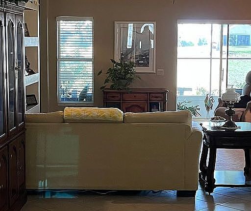 5th image of 27023 Roanoke Dr