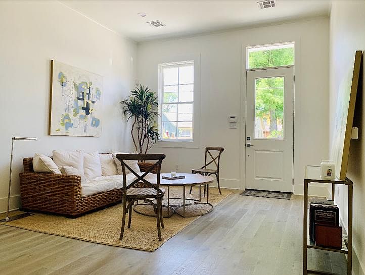 1st image of 1736 Pine St #1