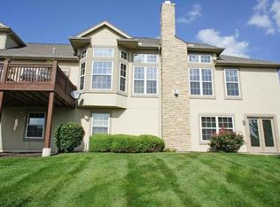 16211 Linden St, Overland Park, KS 66085