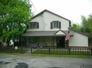 337 W Sand Lake Rd, Wynantskill, NY 12198