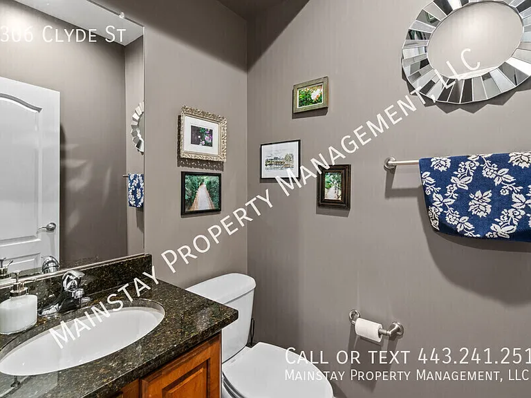 3306 Clyde St — Photo 12