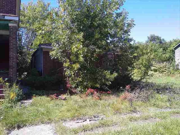 6427 Hazlett St, Detroit, MI 48210