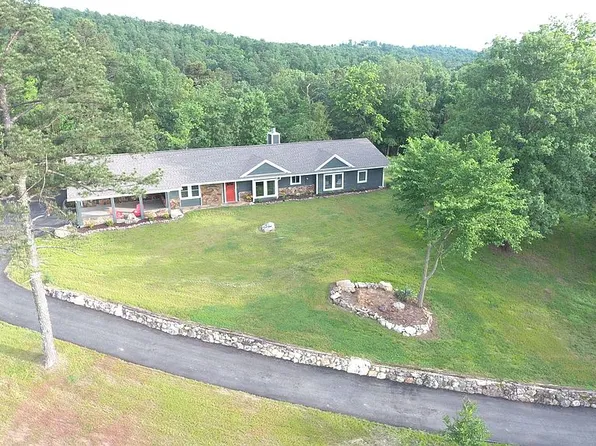 208 Squaw Valley Trl, Hot Springs, AR 71901