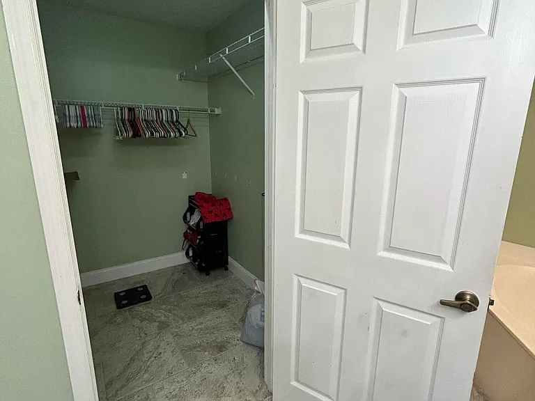 6376 Breckenridge Cir — Photo 3