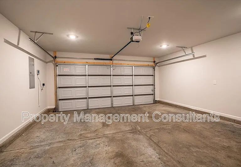 27982 Chalmers Cir — Photo 14