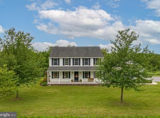 38 Seiger Ln, Shoemakersville, PA 19555