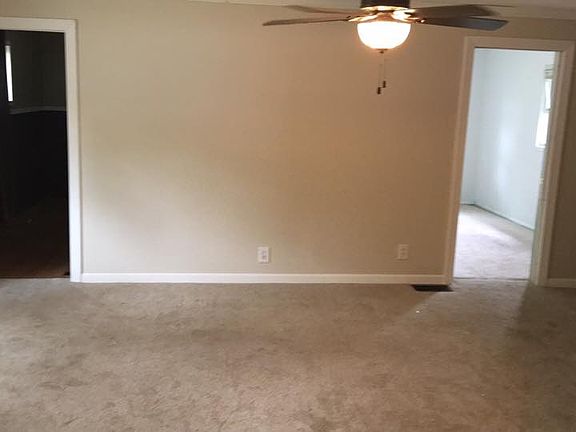 4th image of 12 N 1st St E