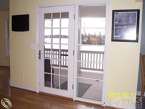 Doors to Deck.JPG