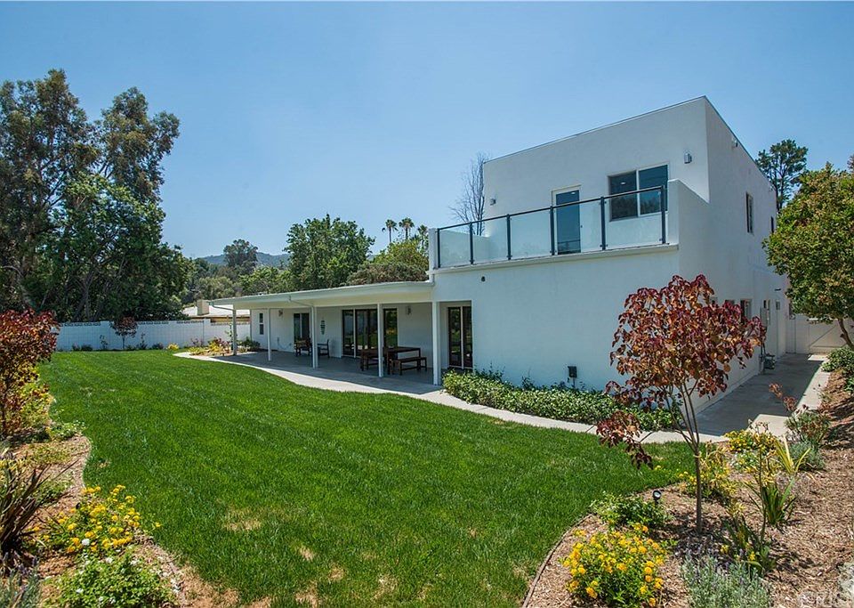 1st image of 18609 Palomino Dr