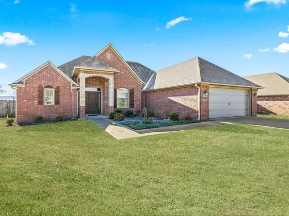 3901 SW Flatrock Ave, Bentonville, AR 72713