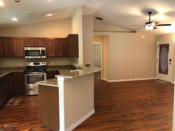 3rd image of 8611 N Spartan Dr
