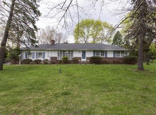 4 Crine Rd, Colts Neck, NJ 07722