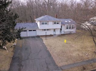 57 Martin Rd #1, Livingston, NJ 07039