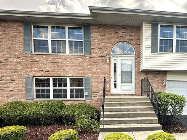 18118 Kirby Dr, Tinley Park, IL 60487