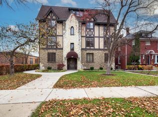 410 N Raynor Ave APT 2W, Joliet, IL 60435