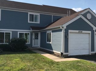 2724 Wilshire Ct, Aurora, IL 60502