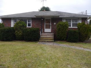33 Maple Ave, Haskell, NJ 07420