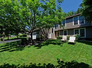 28 Glade Mallow Rd, Malta, NY 12020