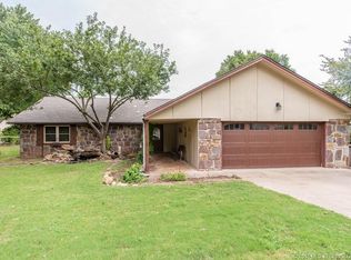 112 E Charlotte St, Broken Arrow, OK 74011