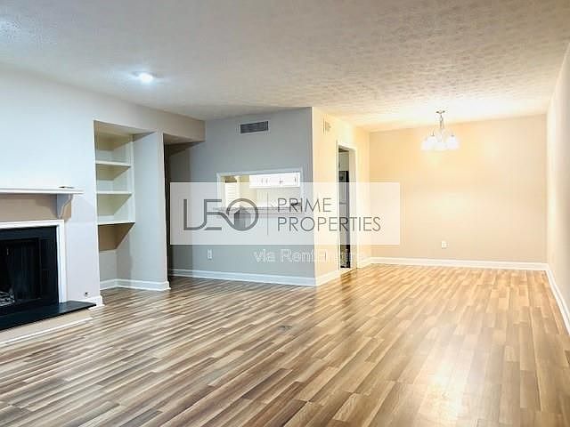 1st image of 1011 Dunbar Dr