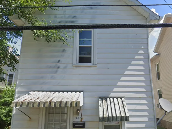 305 Allen Ln SE #305, New Philadelphia, OH 44663
