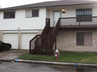 2001 Heards Lane Cir, Galveston, TX 77551
