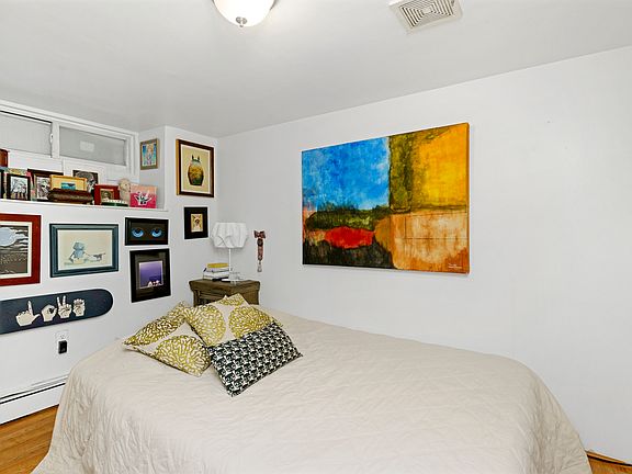 5th image of 4711 30th Ave