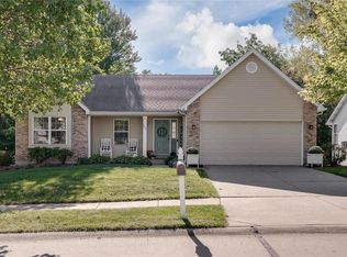 292 Spring Dr, Saint Charles, MO