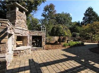247 Country Ln, Ringgold, GA 30736