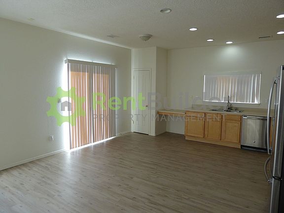 3rd image of 3540 Clear Creek Rd NE