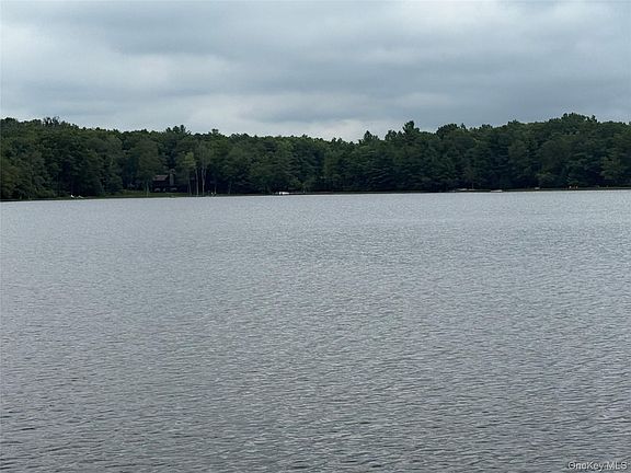 3rd image of 38 Devenoge Drive