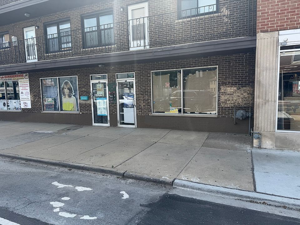 1st image of 4425 S Archer Ave #A4