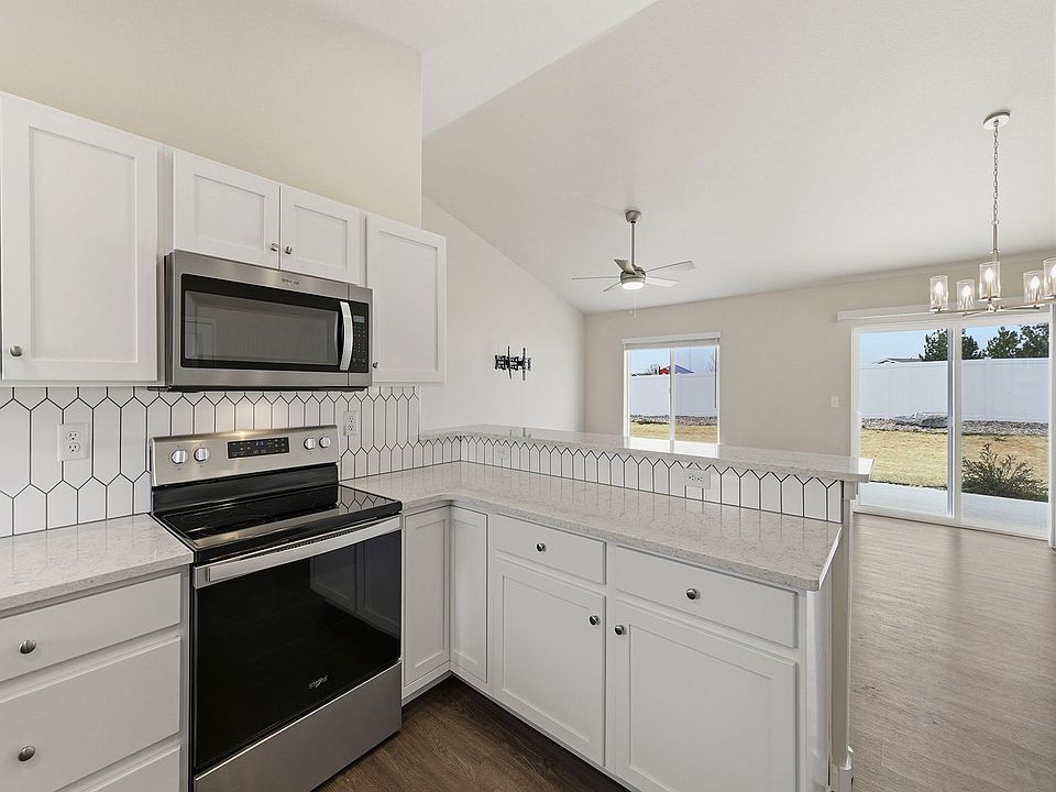 1st image of 4313 Yellowbells Dr