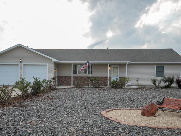 134 Clover Dr, Powell, WY 82435