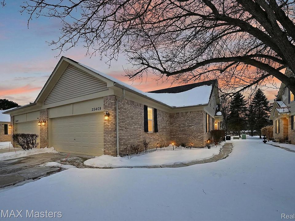 1st image of 25409 Willowbrook Ct