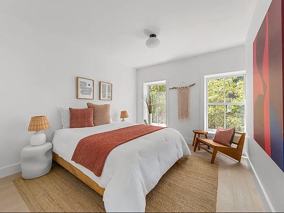 4th image of 437 Sackett St #302C
