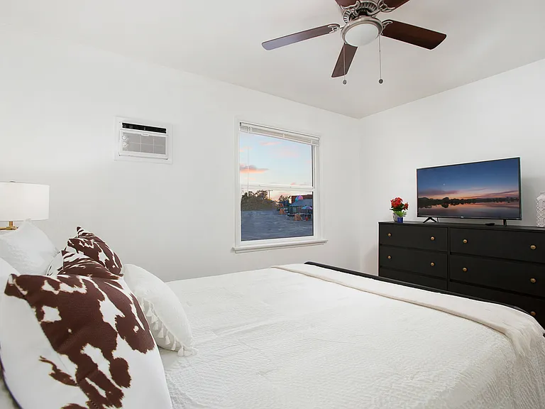 310 Pasadena Ave #19 — Photo 2