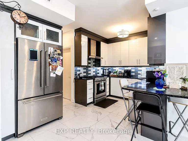 234 Heiman St #103 — Photo 8