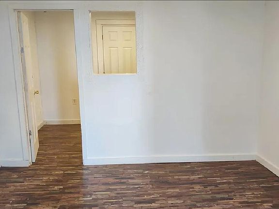 5th image of 212-218 E 2nd St APT 6