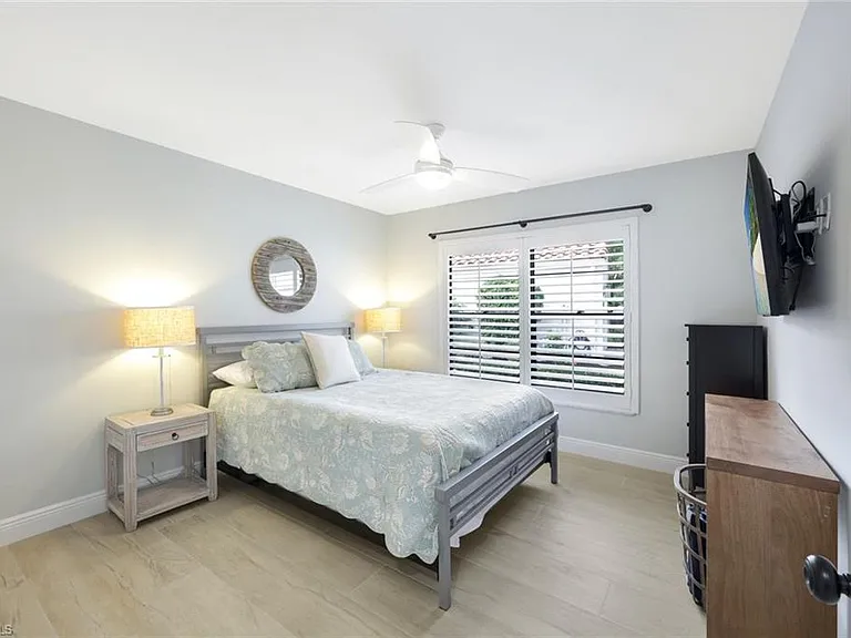 714 Reef Point Cir — Photo 18