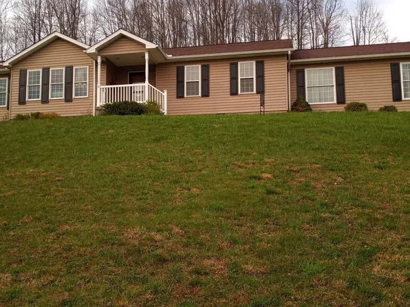 31 Doe Ln, Buckhannon, WV 26201