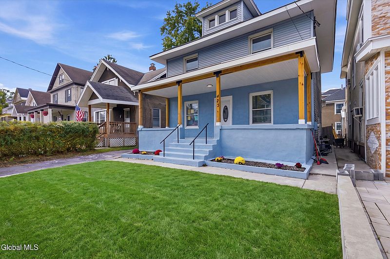 3rd image of 423 Bedford Road