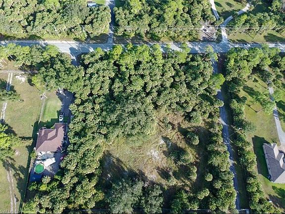 4th image of 1975 Everglades BLVD S