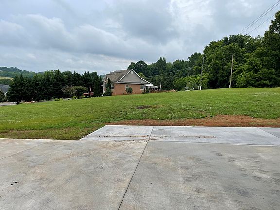 5th image of 0 Bryson Ct Lot 33